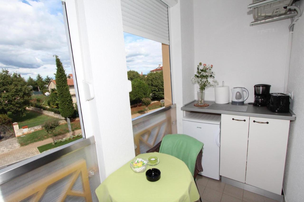 Room Roma Rovinj Exterior foto
